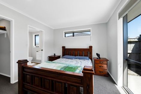 Photo of property in 75 Dillon Drive, Bell Block, New Plymouth, 4312