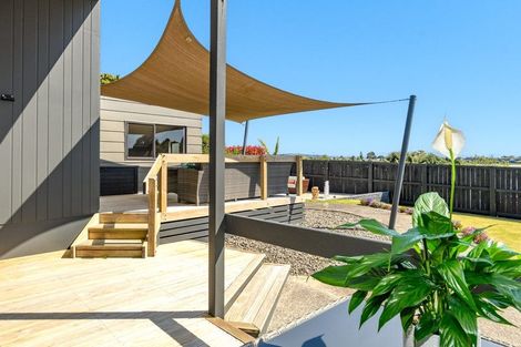 Photo of property in 13 Nicolas Place, Judea, Tauranga, 3110
