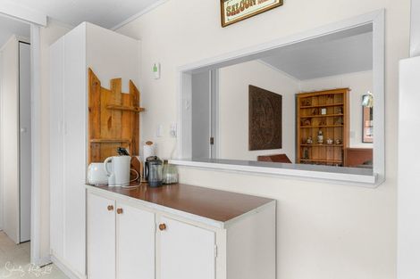 Photo of property in 8 Depot Road, Paparoa, 0571