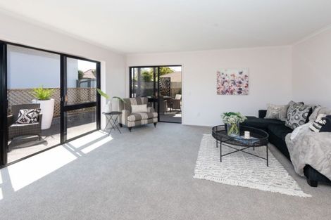 Photo of property in 26 Nicholas Road, Somerville, Auckland, 2014