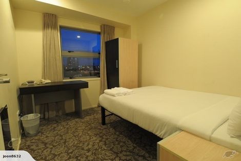 Photo of property in Empire Apartments, 1327/21 Whitaker Place, Grafton, Auckland, 1010