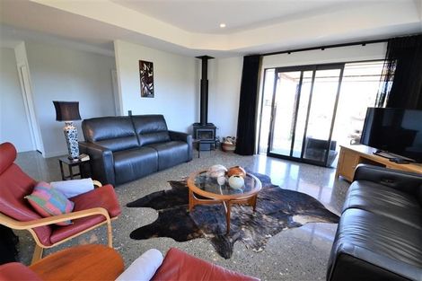 Photo of property in 374 Pomona Road, Tasman, Upper Moutere, 7173