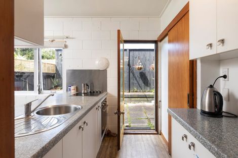 Photo of property in 7/14 Fowlds Avenue, Sandringham, Auckland, 1025