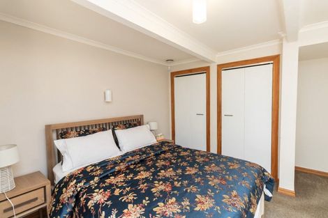 Photo of property in 117 Severn Street, Island Bay, Wellington, 6023