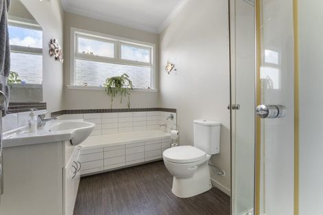 Photo of property in 25 Macarthur Street, Levin, 5510