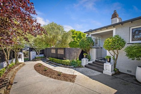 Photo of property in 126 Hamilton Avenue, Ilam, Christchurch, 8041