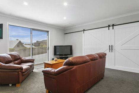 Photo of property in 65 Arrowsmith Avenue, Waipahihi, Taupo, 3330