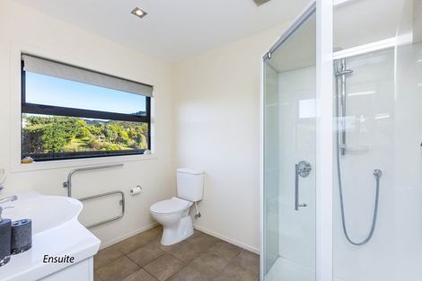 Photo of property in 98 Kirton Drive, Riverstone Terraces, Upper Hutt, 5018
