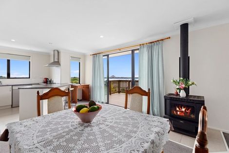 Photo of property in 49 Orion Drive, Welcome Bay, Tauranga, 3112