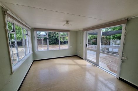 Photo of property in 2 Denbigh Square, Feilding, 4702