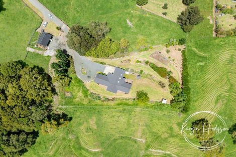 Photo of property in 87 Hurndall Street East, Maungaturoto, 0520