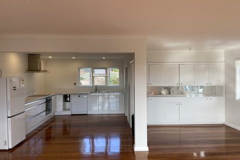 Photo of property in 22 Moana Road, Paraparaumu, 5032