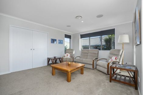 Photo of property in 29 Vista Close, Omokoroa, 3114
