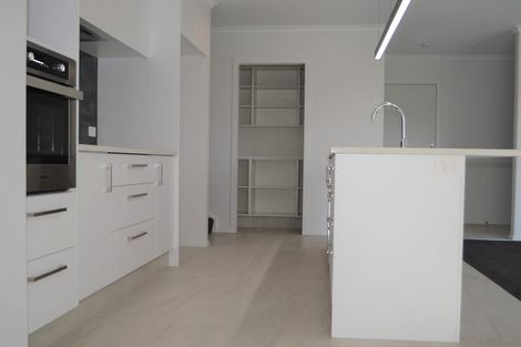 Photo of property in 10 Herring Place, Omokoroa, 3114