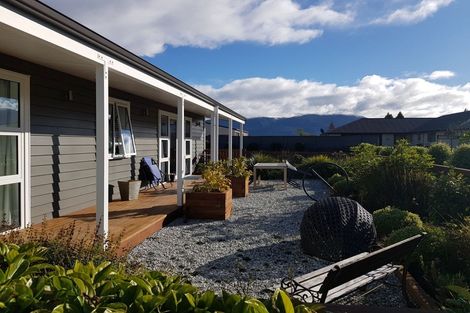 Photo of property in 5 Orbell Crescent, Te Anau, 9679