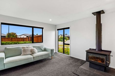 Photo of property in 18 Amur Crescent, Rolleston, 7615