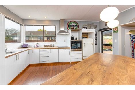 Photo of property in 40 Kowhai Avenue, Rangiora, 7400