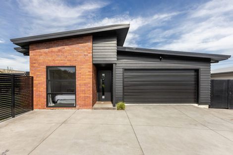 Photo of property in 140b Brookvale Road, Havelock North, 4130