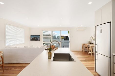 Photo of property in 290a Oceanbeach Road, Mount Maunganui, 3116