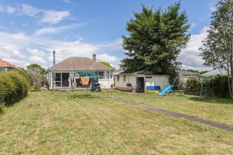 Photo of property in 4 Victor Street, Dannevirke, 4930