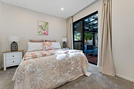 Photo of property in 2c Meadway, Sunnyhills, Auckland, 2010