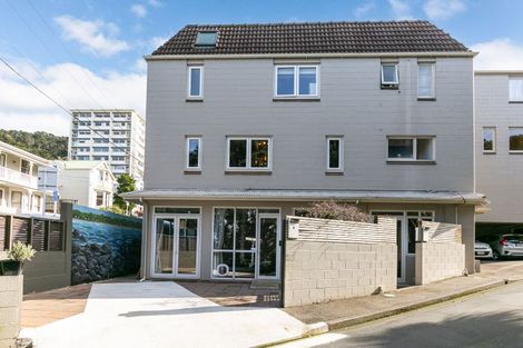 Photo of property in 1 Stowe Hill, Thorndon, Wellington, 6011