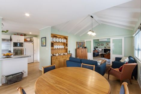 Photo of property in 27 Chambers Street, Havelock North, 4130