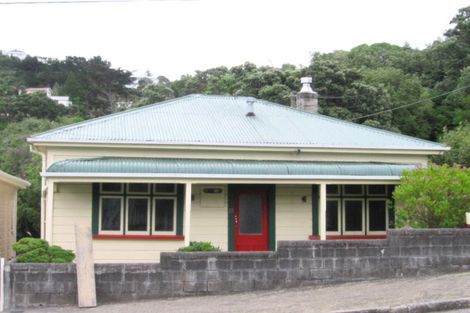 Photo of property in 2 Emerson Street, Berhampore, Wellington, 6023