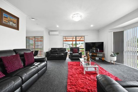 Photo of property in 2 Shannon Place, Nawton, Hamilton, 3200