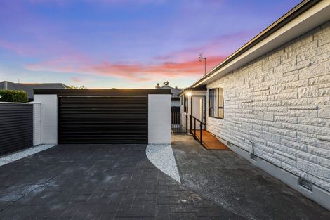 Photo of property in 1/18 Blighs Road, Strowan, Christchurch, 8052