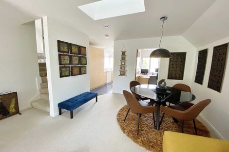 Photo of property in 7 Oakford Close, Riccarton, Christchurch, 8011