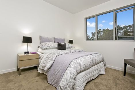 Photo of property in 102 Admirals Court Drive, Greenhithe, Auckland, 0632