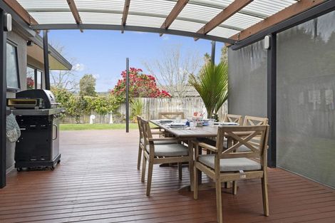 Photo of property in 9 Caulfield Place, Pukehangi, Rotorua, 3015