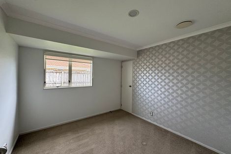 Photo of property in 2 Vidiri Court, Flat Bush, Auckland, 2019