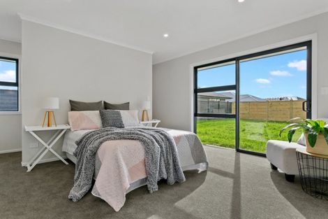 Photo of property in 6 Lewis Way, Cambridge, 3434