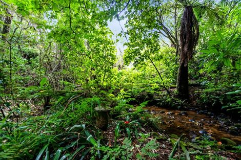 Photo of property in 1 High Road, Hawera, 4610