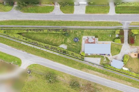 Photo of property in 8 Cross Street, Coalgate, 7673