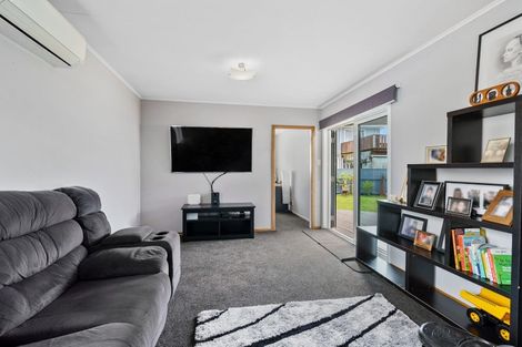 Photo of property in 51 Parenga Street, Wainuiomata, Lower Hutt, 5014