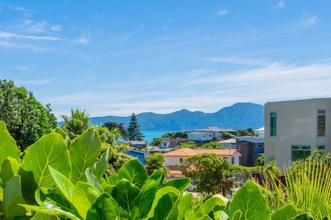 Photo of property in 134 Renown Road, Raumati South, Paraparaumu, 5032