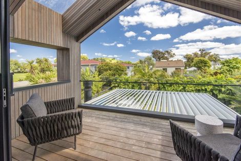 Photo of property in 11 Cheltenham Road, Devonport, Auckland, 0624