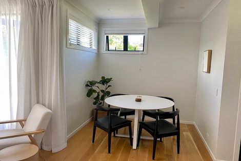 Photo of property in 23 Aplin Terrace, Ngaio, Wellington, 6035