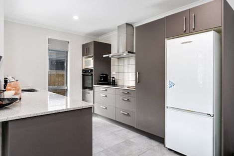 Photo of property in 32 Cheese Factory Lane, Brookfield, Tauranga, 3110