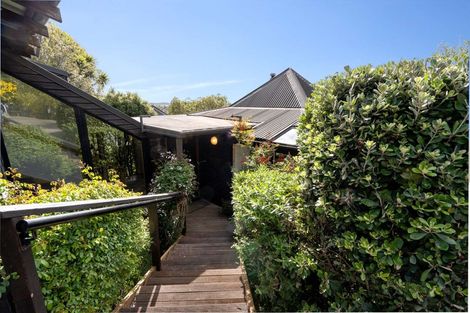 Photo of property in 887 Cashmere Road, Halswell, Christchurch, 8025