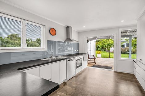 Photo of property in 30 Signal Street, Marton, 4710