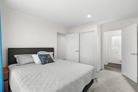 Photo of property in 11 George West Square West, Wigram, Christchurch, 8025