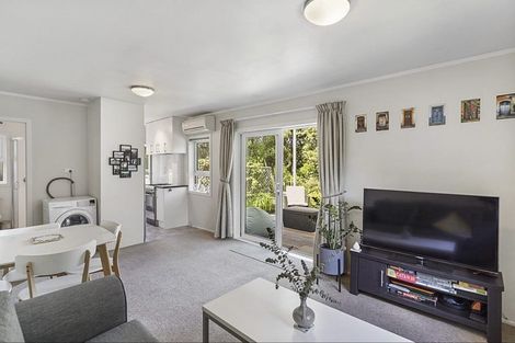 Photo of property in 1/20 Kauri Road, Birkenhead, Auckland, 0626