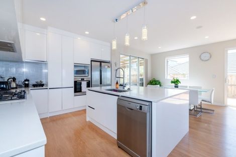 Photo of property in 52 Timberland Drive, Silverdale, 0932