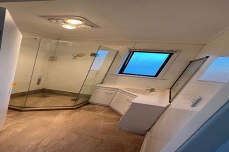 Photo of property in 43 Rosier Road, Glen Eden, Auckland, 0602