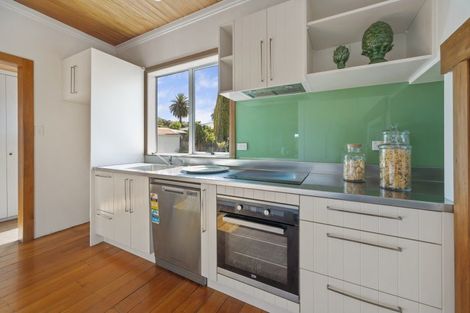 Photo of property in 5 Georges Drive, Napier South, Napier, 4110