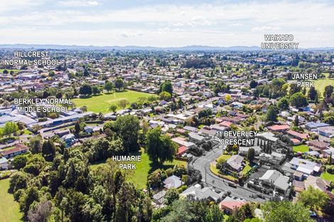 Photo of property in 11 Beverley Crescent, Hillcrest, Hamilton, 3216